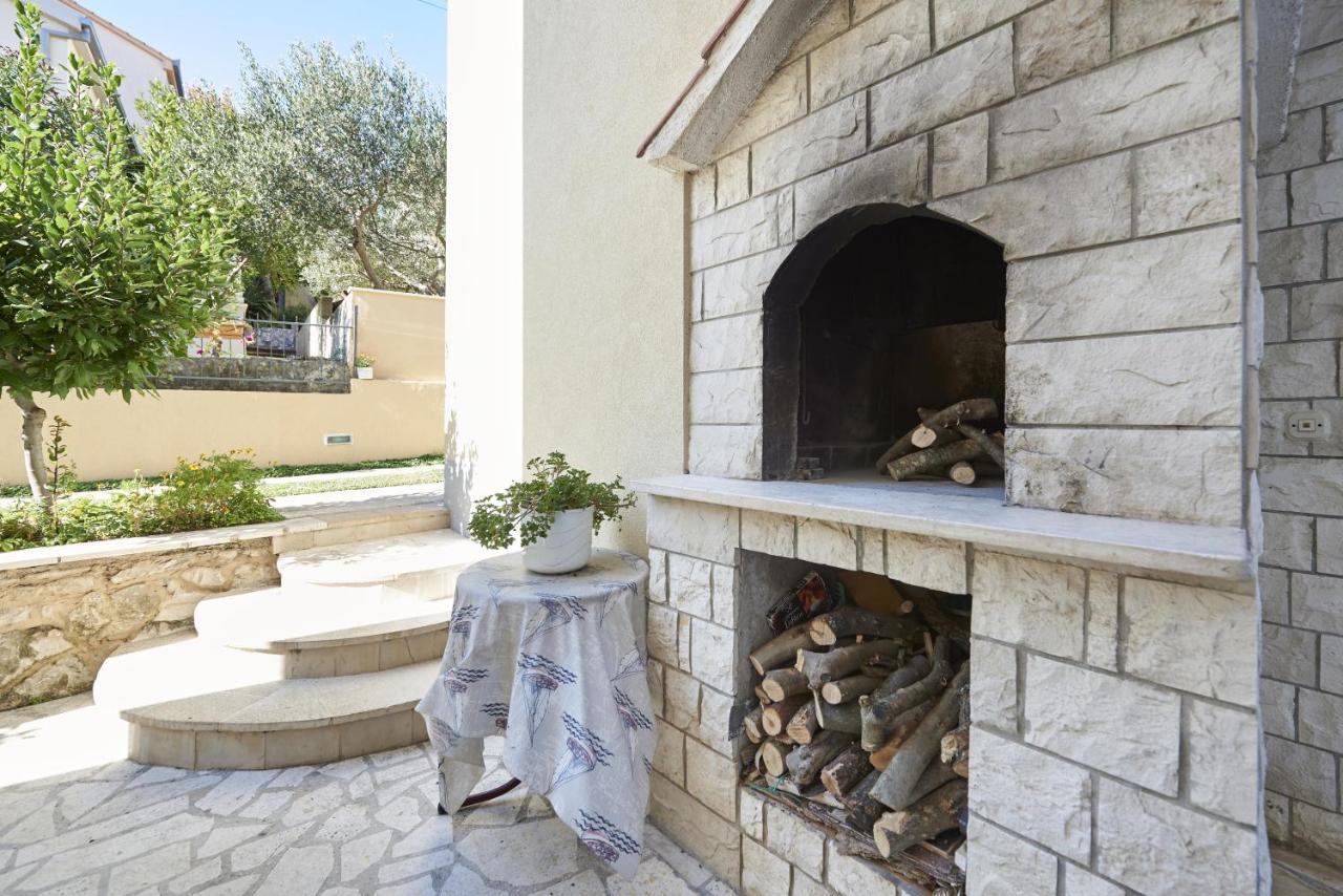 Apartments With A Parking Space Mavarstica, Ciovo - 17803 Trogir Luaran gambar