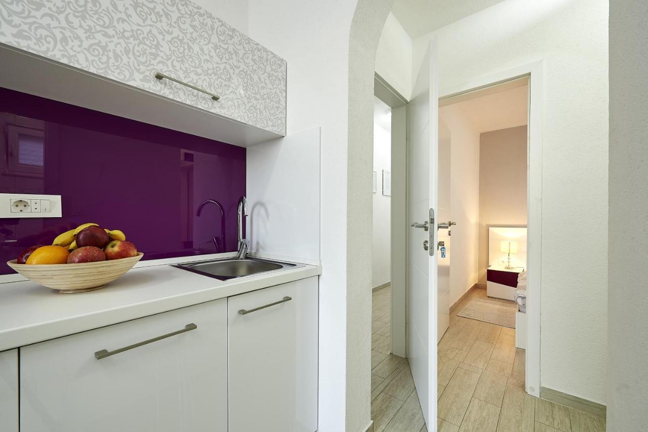 Apartments With A Parking Space Mavarstica, Ciovo - 17803 Trogir Luaran gambar