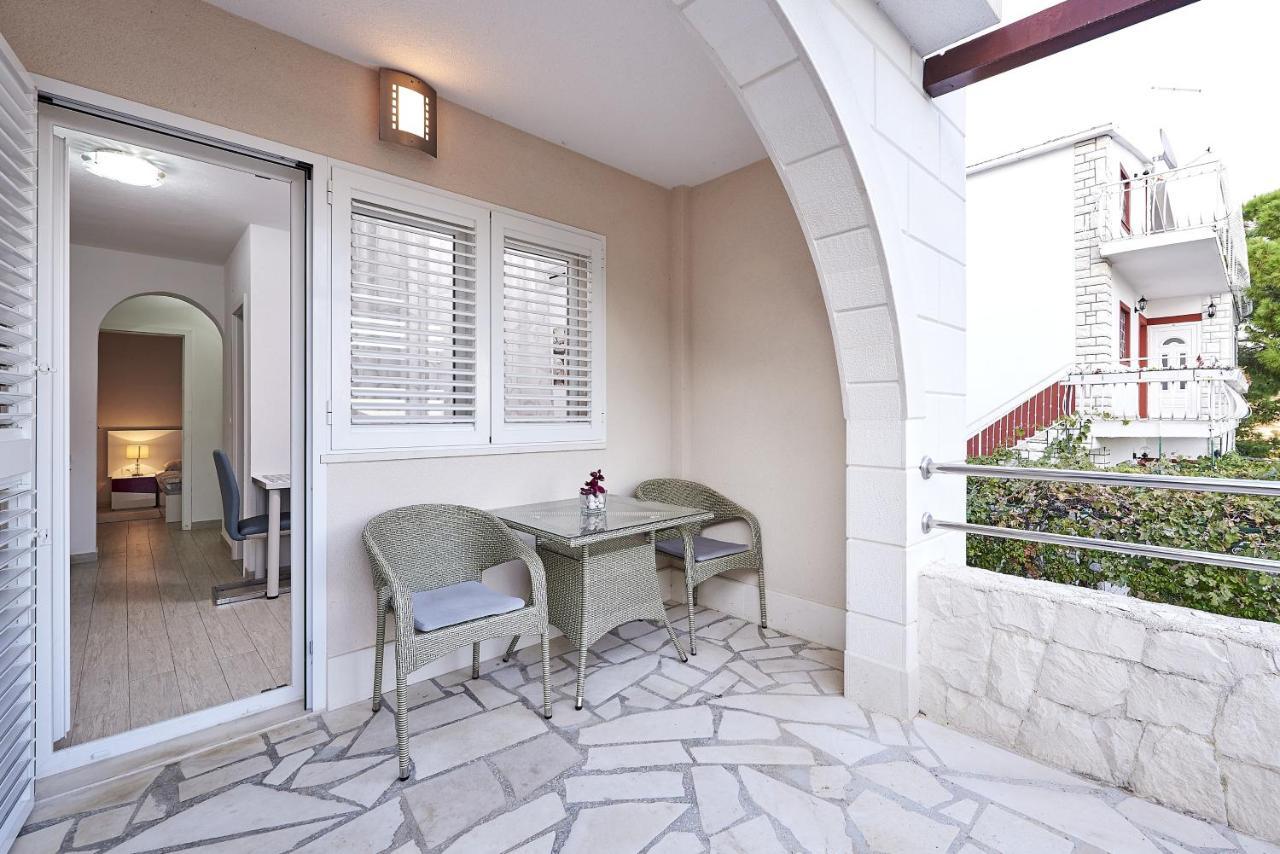 Apartments With A Parking Space Mavarstica, Ciovo - 17803 Trogir Luaran gambar