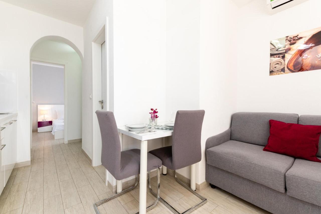Apartments With A Parking Space Mavarstica, Ciovo - 17803 Trogir Luaran gambar